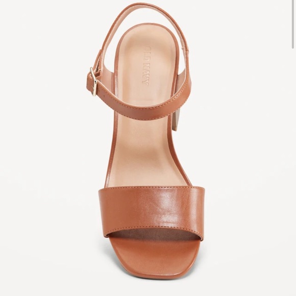 NWT OLD NAVY Strappy Block Heel Sandals Color: Cognac Brown - Picture 2 of 5